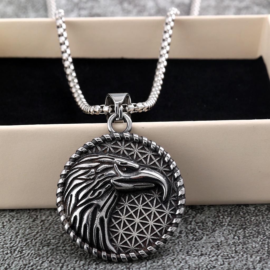 European Retro Stainless Steel Eagle Head Pendant Necklace for Men