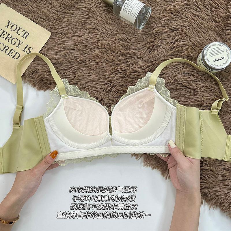 French sexy lace underwear small breasts gather and show large breasts Adjustment bra