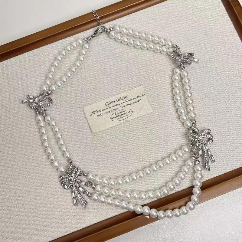 Elegant Pearl Necklace And Earring Set With Butterfly Knot Retro French Style Multi-Layer Chain Collarbone Necklace