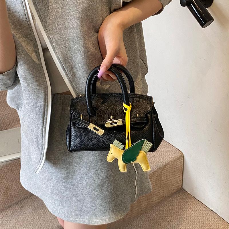 Handbag Women's New Fashion Shoulder Messenger Bag
