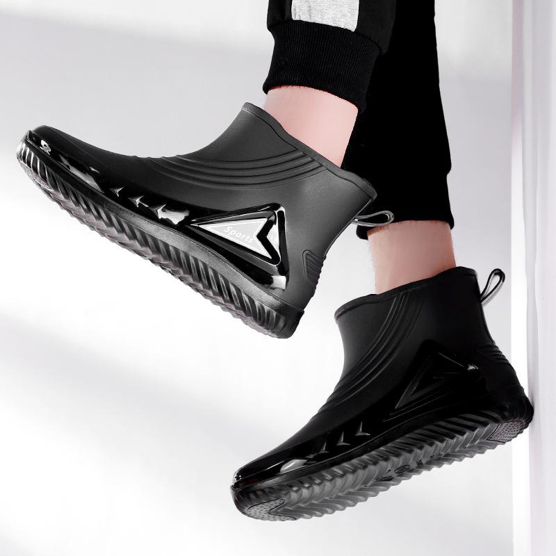 Fashion Water Shoes Men's Short Non-slip Waterproof Shoes New Outdoor Water Boots Lightweight Flat Bottom Warm Short Rubber Shoes Men