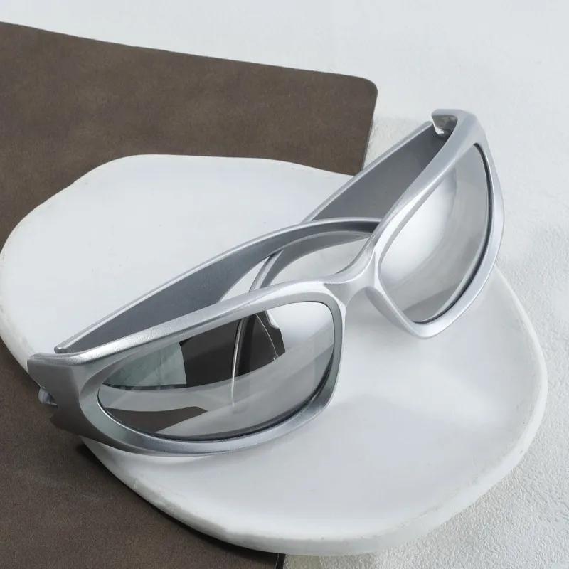 Y2K Style Irregular Frame Surround Silvery Glasses Perfect for Concerts Parties And Gifts.