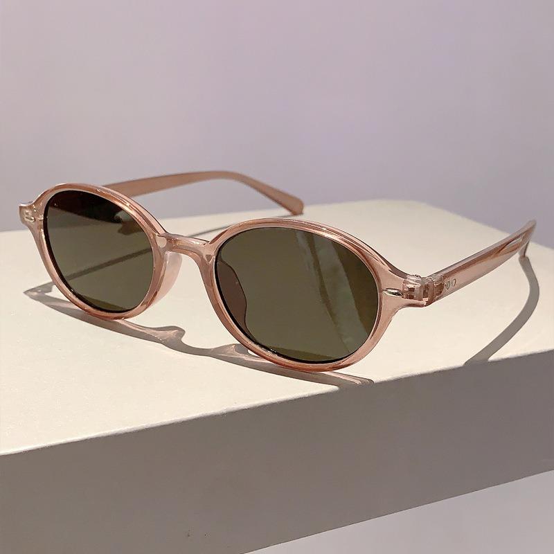 Fashion Korean Black Frame Oval Tea Piece Sunglasses Female Men Uv Protection Lightweight Small Frame Sunglasses UV400 Shades