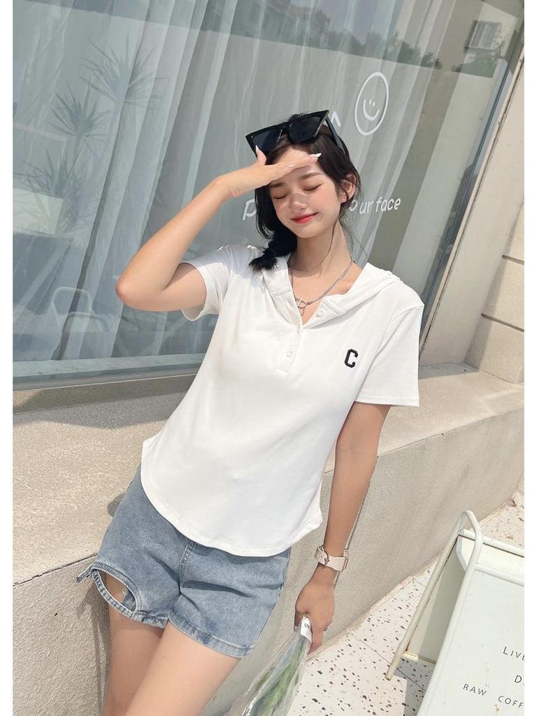 2022 Summer Korean Hooded Button T-shirt - Hot Celebrity Short-Sleeve, Loose Fit for Female Students