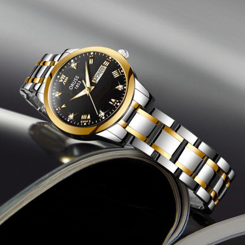 

Маленький літературний годинник у стилі Морі з простим циферблатом і тонким ремінцем