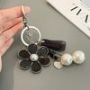 EASYA Fashion Black Sunflower Pearl Luxury Keychain Chain Car Keychain Party Gifts for Guests