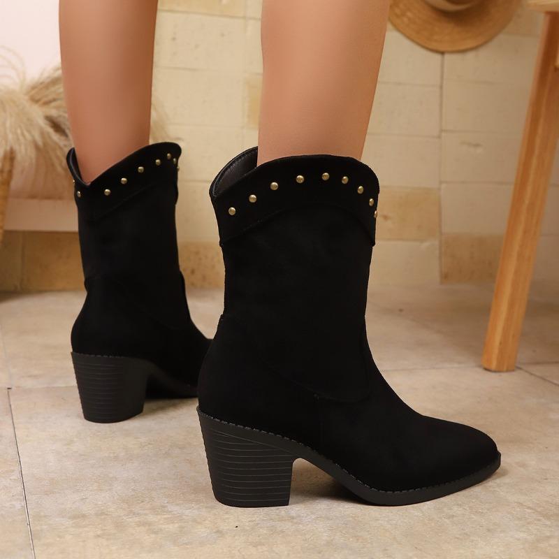 Rivet Pointed Toe British Style High Heel Fashion Boots Women's Winter 2025 New Plus Size Thick Heel Socket Martin Boots