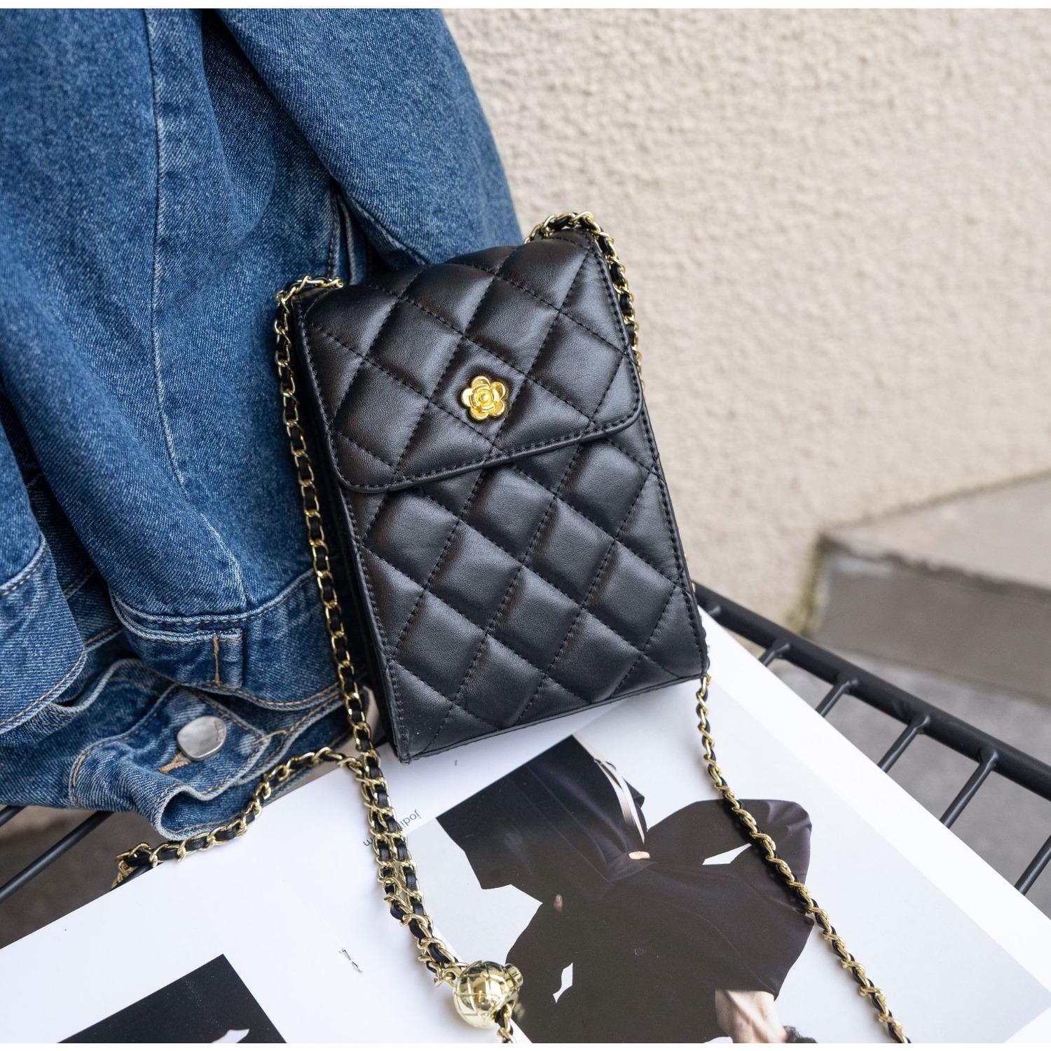 

Сумка-мессенджер из коровьей кожи, универсальная, женская, симпатичная, с ромбом, практичная, с ключом-картой, для мобильного телефона чёрный