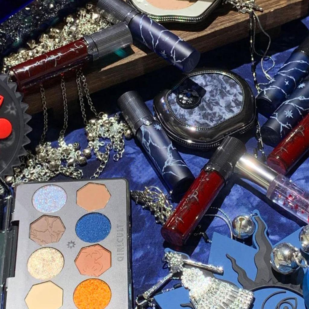 girlcult Hallucination Eyeshadow Palette 8g/0.28oz (3 Color Options)