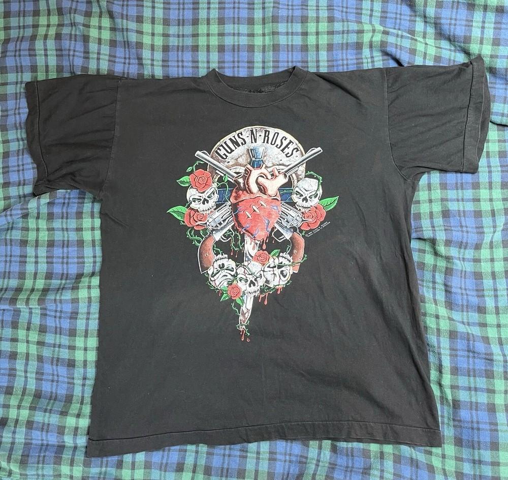 Guns N  Roses  Vintage 1991-92 Use Your Illusion Europe Tour Tee All Size Unisex T-Shirt M