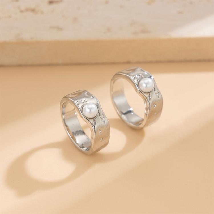 Fashionable Adjustable Flower Rings Set With Stylish Pearls Highlight Accessory for Women’s Everyday And Party Looks