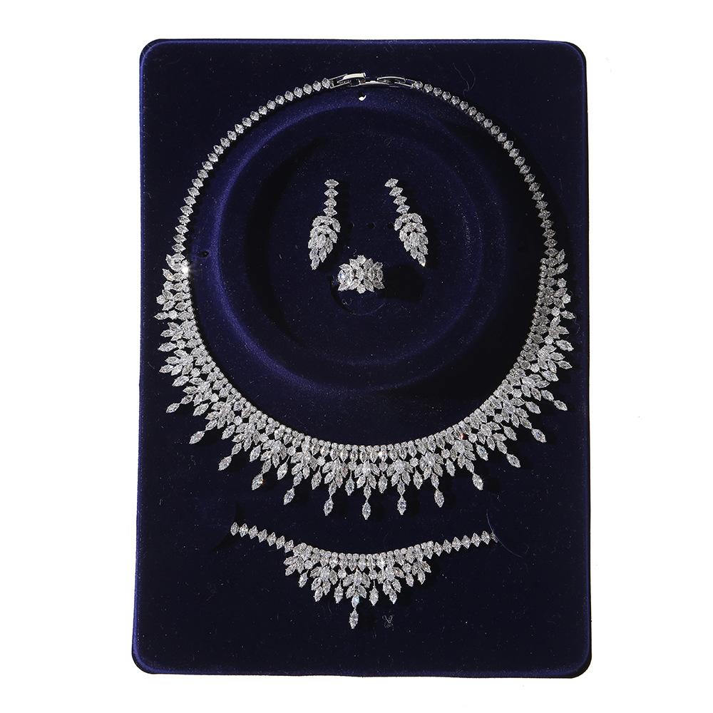 Bridal Light Luxury Jewelry Set, Zircon Necklace Earrings Four-piece Women's Dinner Jewelry Accessories