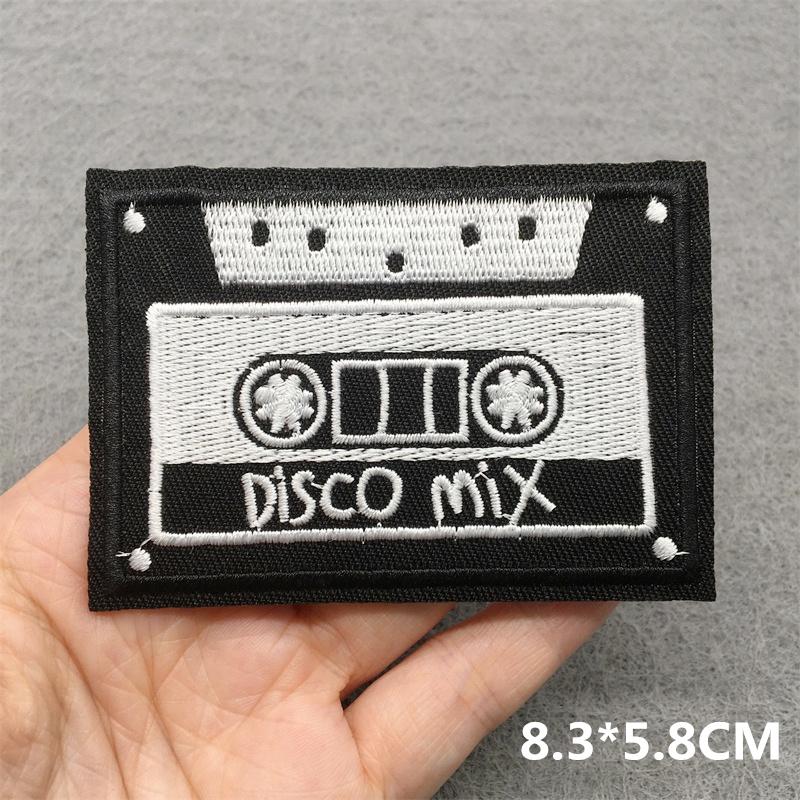 Music Optical Disc Embroidered Rock Patches On Clothes Headset Guitar Stripes Iron On Patches For Clothing Diy Appliques
