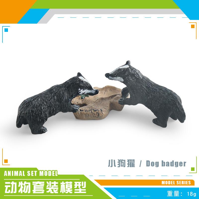 Simulated Forest Animal Groundhog Tree Frog Crocodile Koala Weasel Salamander Skunk Badger Static Ornament
