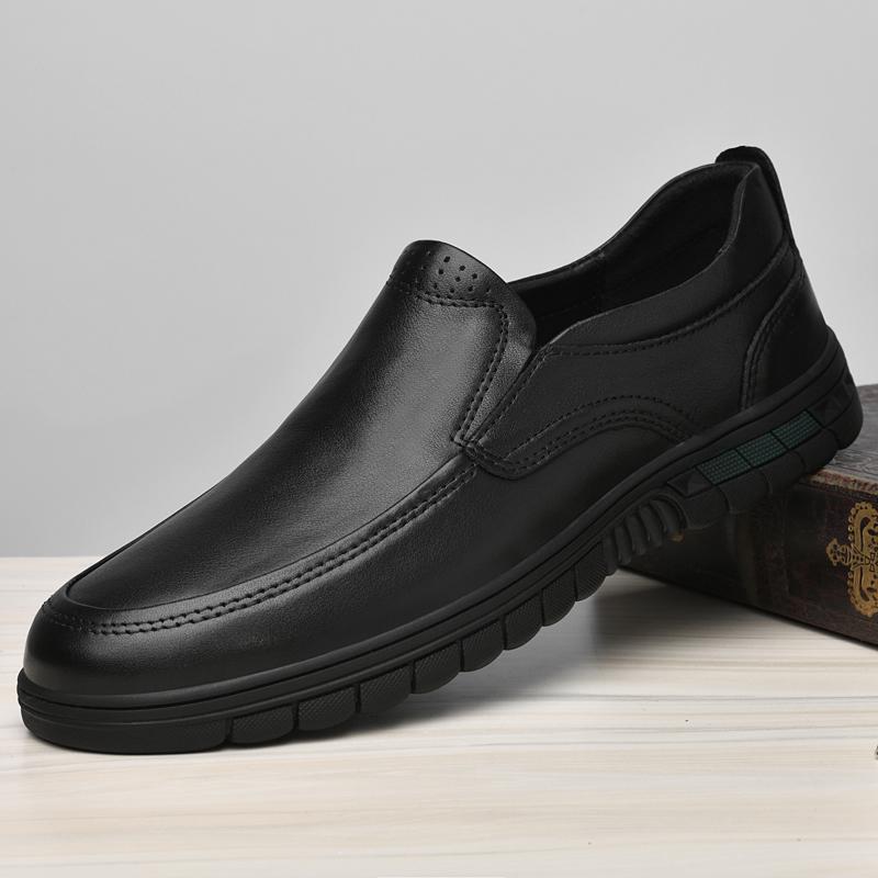 Italian New Men's Genuine Leather Shoes Lightweight Loafers Minimalist Business Shoes Men's Office Sneakers Wear Resistant