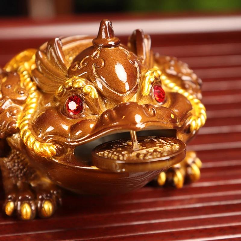 1PC Chinese Resin Discolored Tea Pet Lucky Cute Golden Toad Ornaments Desktop Handmade Crafts Home Tea Set Decoration Gifts