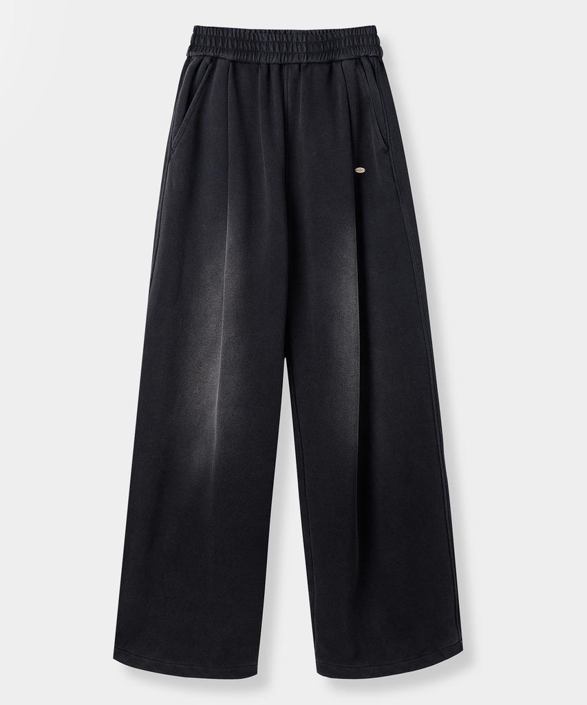 Yujen Steel Logo Daily One-Pleat Wide Sweatpants_Pigment Charcoal
