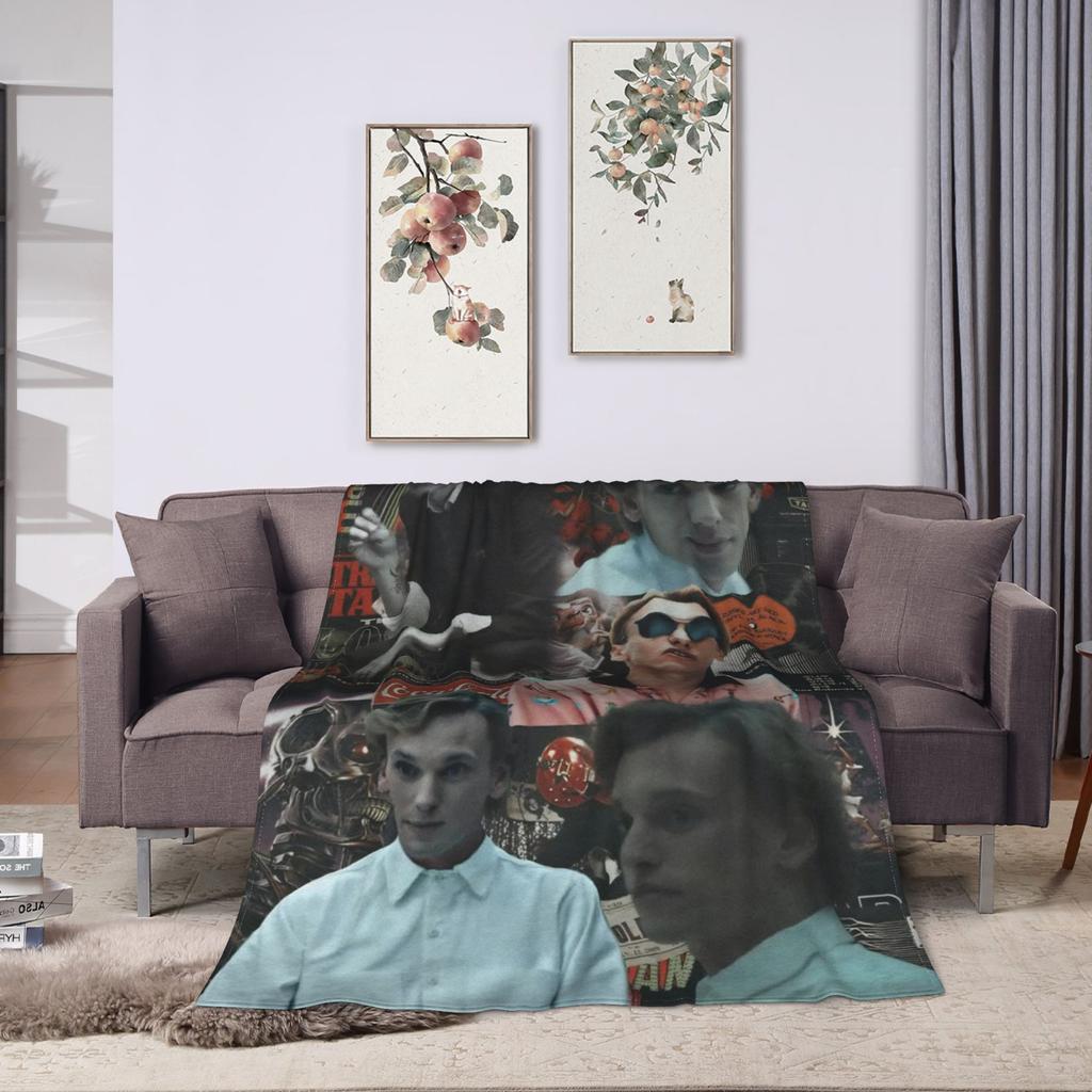 Jamie Campbell Bower  Blankets  Travel Office Flannel Bedding Throws For Living Room Super Warm Design Quality Bedspread