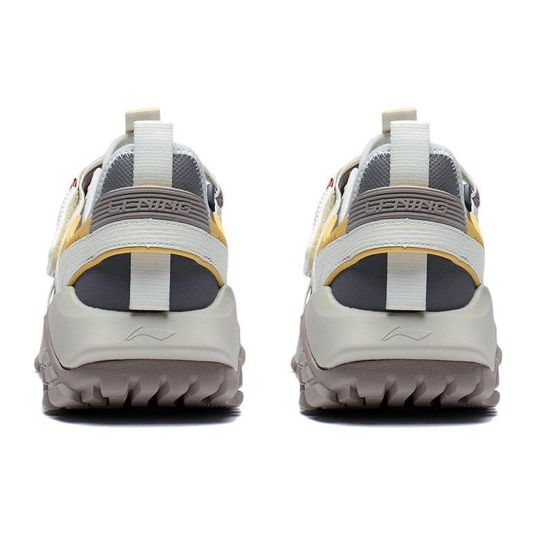 New LiNing CF Linchuan V2 Dream Theme Show Model Anti Slip Wear Resistant Low Top Sports Casual Shoes Ecru Gray AGLS225-1