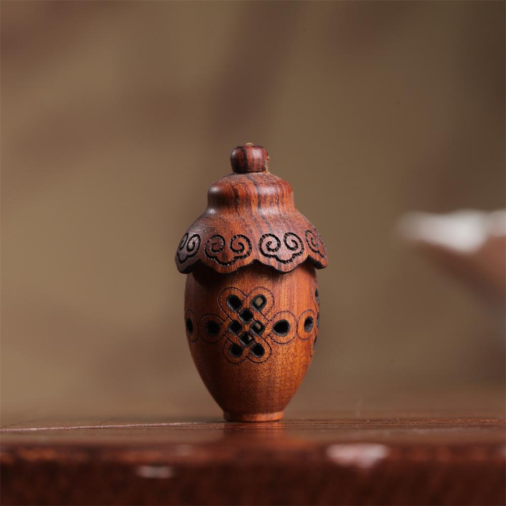 Handgefertigter Holz-Aromatherapie-Diffusor-Anhänger - Wählen Sie aus Kürbis-, Pagoden-, Vasen-, Laternen-, Trommel-Designs | Ätherisches Öl-Duftsäckchen für DIY-Schlüsselanhänger