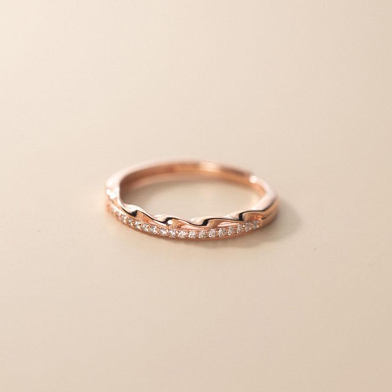 ANENJERY Bague ajustable à texture torsadée en zircon pour femme, design simple, accessoires personnels pour étudiants