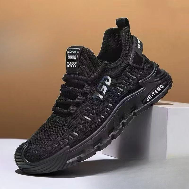 New Large-sized Shoes, Soft-soled, Lightweight, Wear-resistant and Breathable Casual Sports Shoes