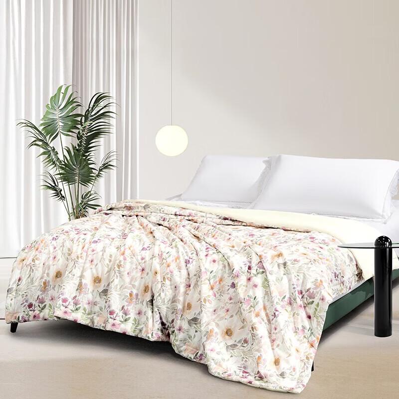 Mercury Home Textiles DH Scented Dream Summer Quilt