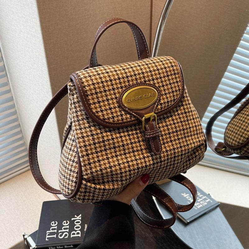 

Retro backpack women s fashion niche sense student class schoolbag bucket bag leisure travel backpack