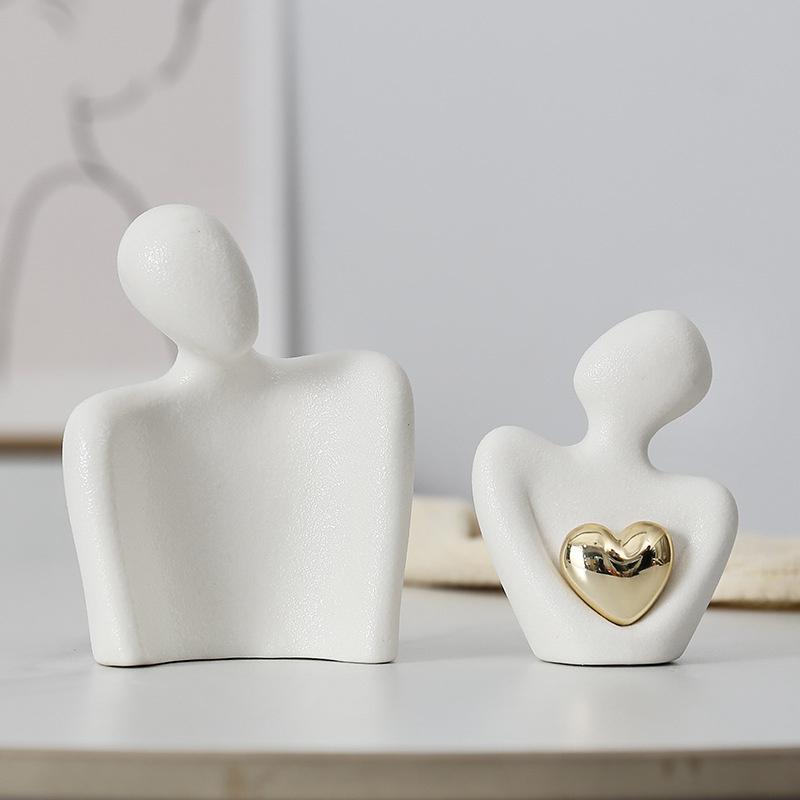 1PC Romantic Love Embrace Statue Pottery Couple Set Bedroom Decor Ideal Valentine's Day Christmas Gift S/L Ornament
