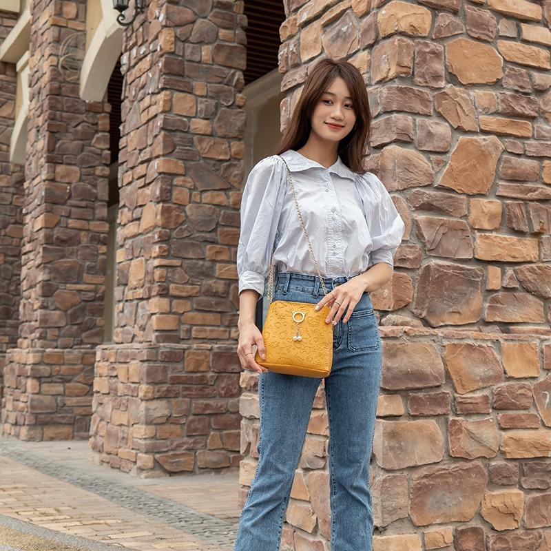 Ladies bag new fashion pearl printing messenger bucket bag fresh and sweet messenger bag
