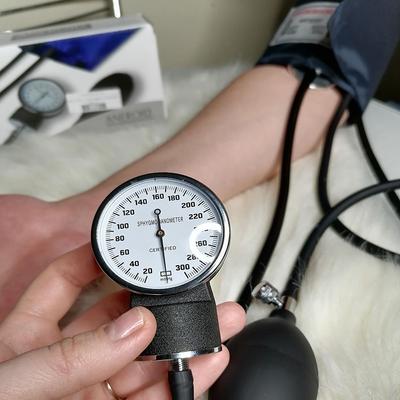 Real Shot Monitor manuale della pressione arteriosa Misura lo stetoscopio Usa il medico Sfigmomanometro sistolico diastolico Dispositivo domestico di salute