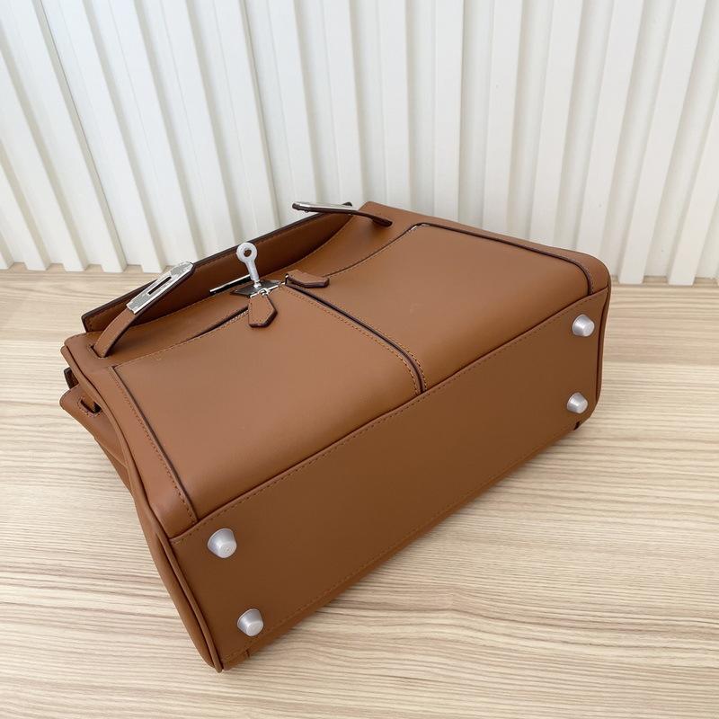 2025 New Leather Swift Leather Women's Bag Double Pocket Zipper Portable Shoulder Diagonal Span Fashion Buckle Women's Bag