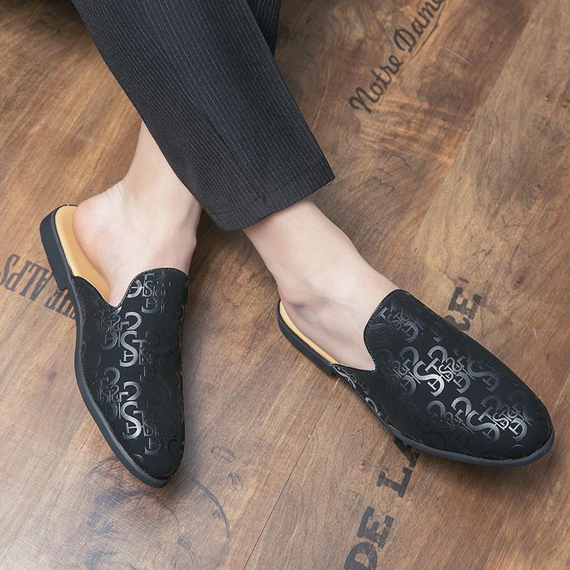 

Полушапки мужские летние туфли без каблука ленивые заостренные туфли большого размера кожаные туфли мужские туфли знаменитости интернета вышитые полутапочки 38 чёрный