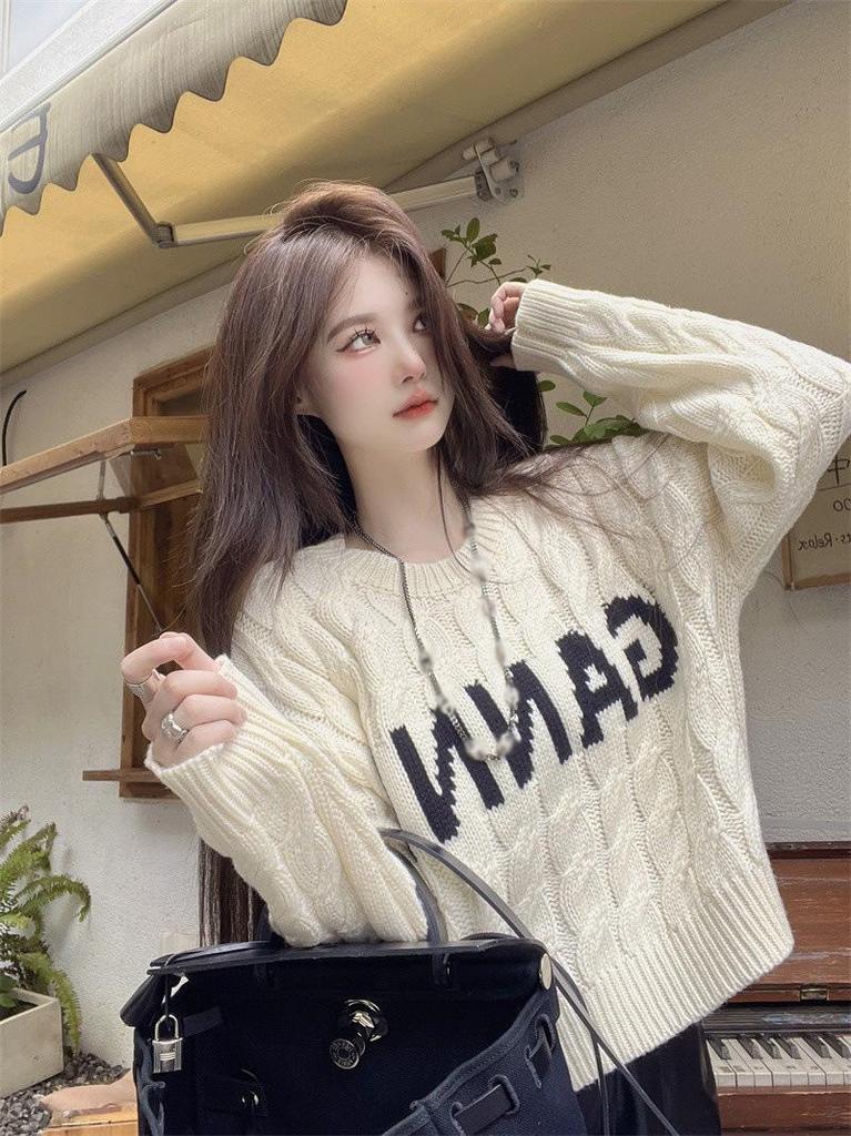 Women's Cozy Cable Knit Letter Sweater: Autumn/Winter Loose Round Neck Knitwear
