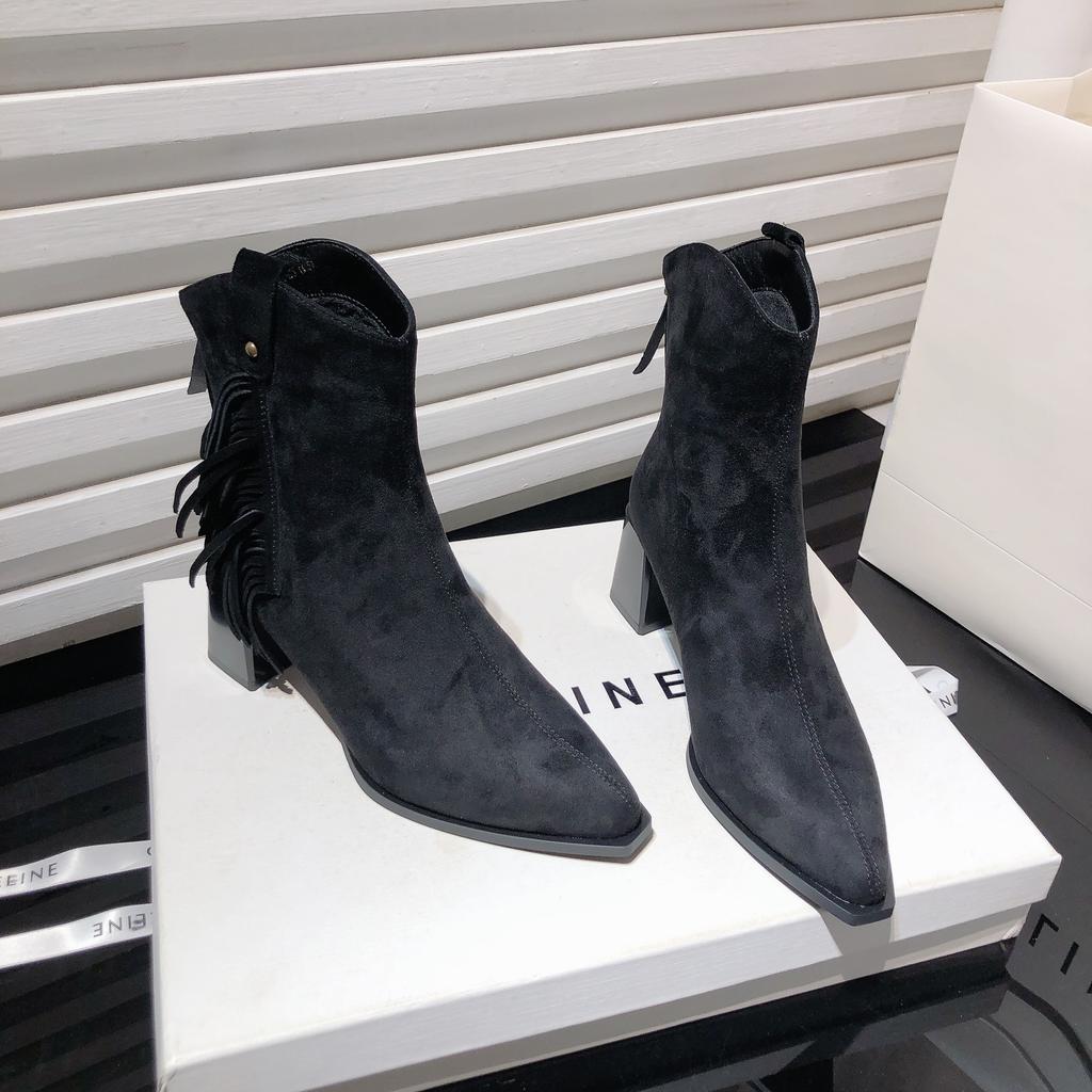 Yueyu 2025 new retro thick heel Martin boots women's pointed suede medium heel short boots fringed boots western cowboy boots
