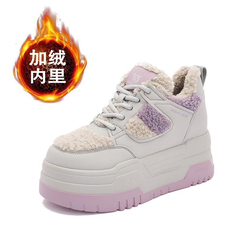 Thick-soled Fluffy Shoes for Women's 2025 Winter New Casual Sports Shoes, Fleece To Keep Warm and Versatile, and High-rise White Shoes In the Tide.