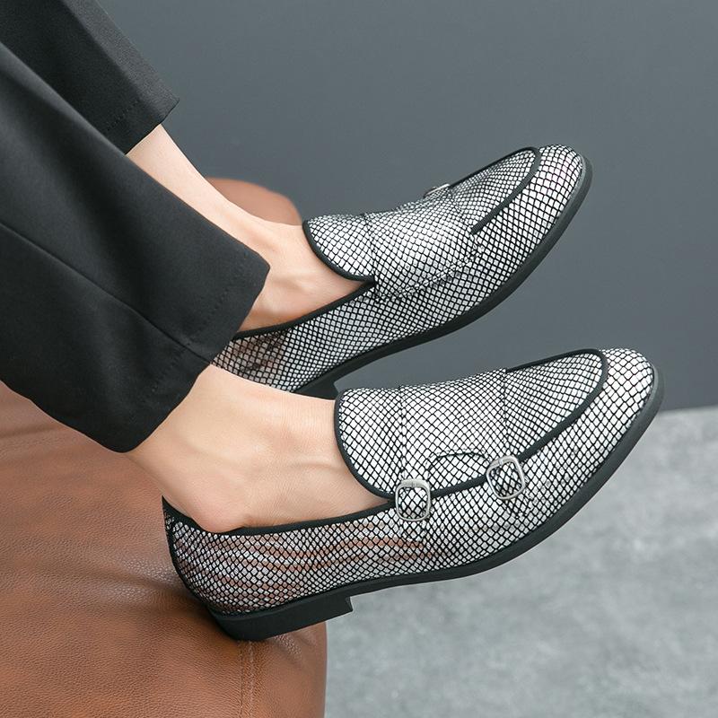 2025 Herbst neue spitze glänzende kleine Lederschuhe Übergröße Slipper Business vielseitige britische Freizeitschuhe