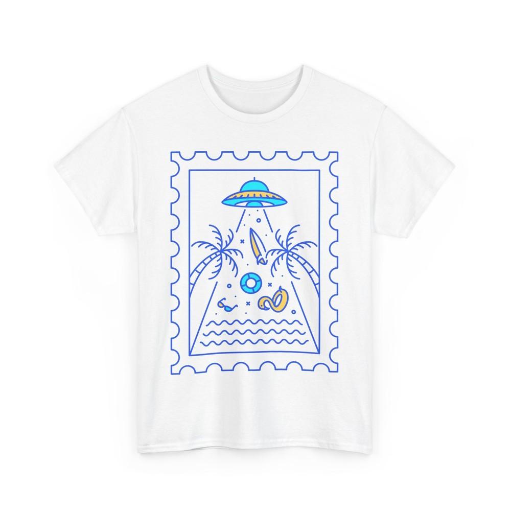 

Alien Fan T-Shirt | UFO Inspired Graphic Tee | Casual Sci-Fi Look M