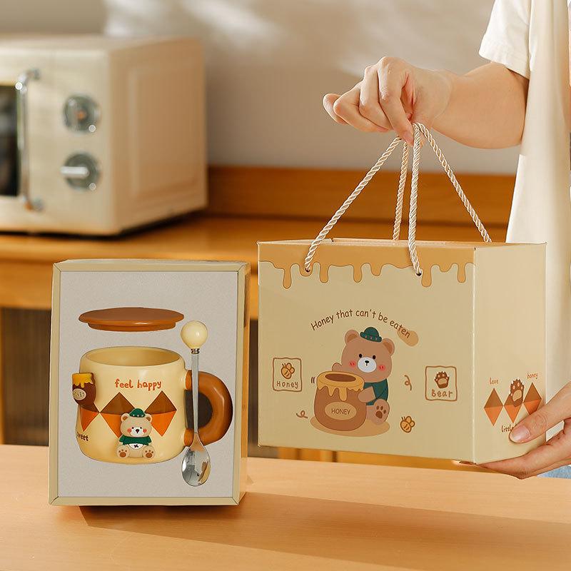 Nový hrnek s víčkem a lžičkou, roztomilý keramický hrnek pro pár, suvenýr, kreativní kancelářský hrnek na kávu a vodu