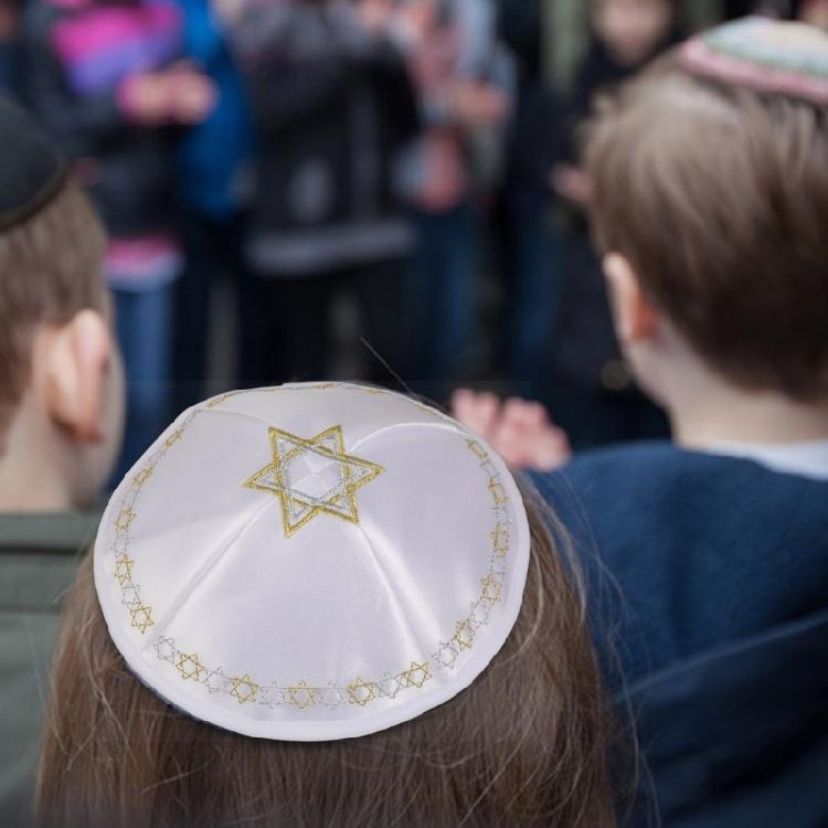 Cultural Headwear For Religious Observances Embroidery Round Hat for Easy Storage Yarmulke Hat for Religious Event
