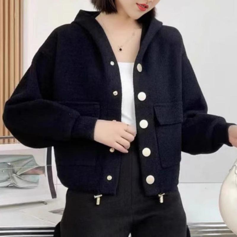

Имитация двухстороннего шерстяного свитера осень новый однобортный короткий кардиган с капюшоном накладные карманы пальто женское average size чёрный