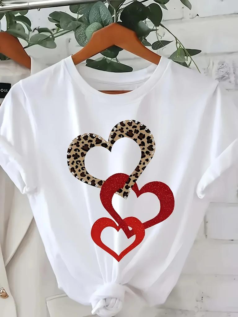 Leopard Love Heart Printed Tshirt Short Sleeve Round Neck Casual Top Summer and Spring Womens Clothing Aesthetic Graphic Y2K