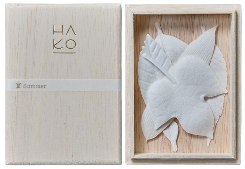 

HAKO Summer Leaf Incense, 5 pieces, Paulownia Wood Box, 1732, Kunjudo, Made in Japan, Paper Incense, Washi