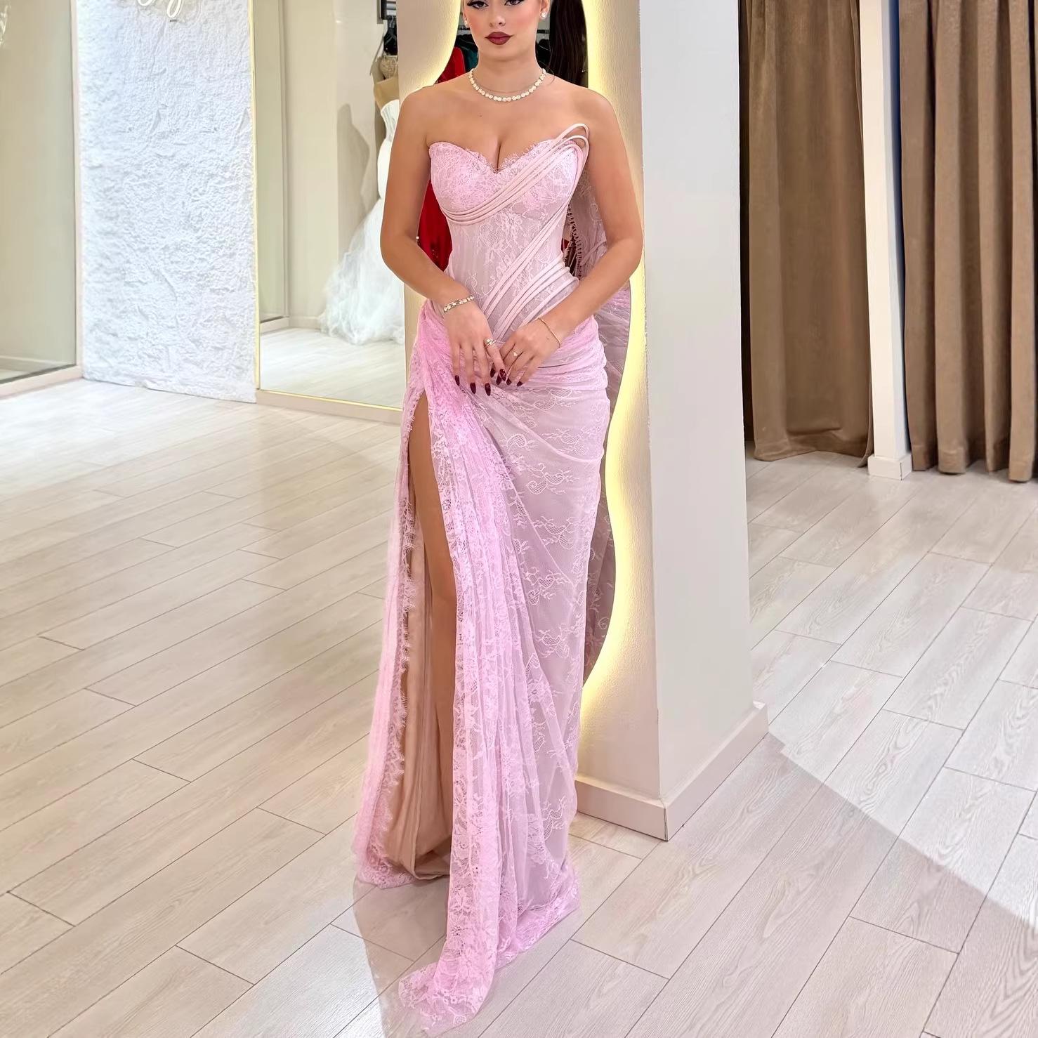 

Европейское и американское сексуальное кружевное платье без бретелек с высоким разрезом 2025 XL розовый