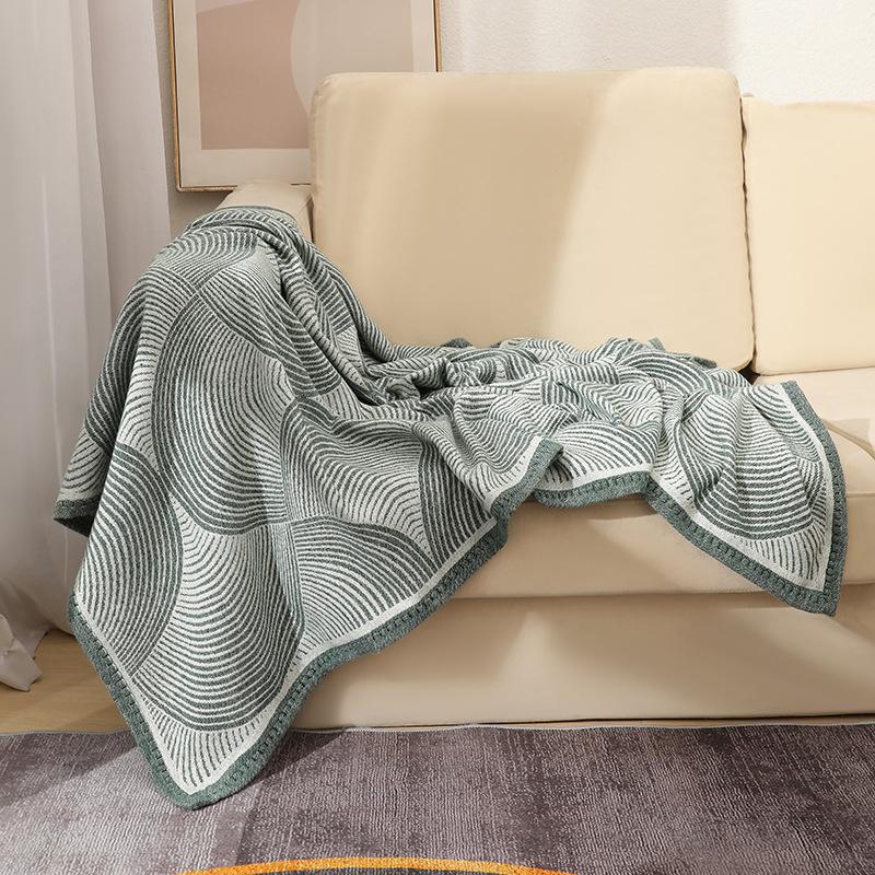 Leichter Luxus Aero Überwurfdecke Gewebte Jacquard Fleece Sofaabdeckung Decke Tragbare Camping Couchdecke Bequeme Klimaanlagen Nickerchen Decke