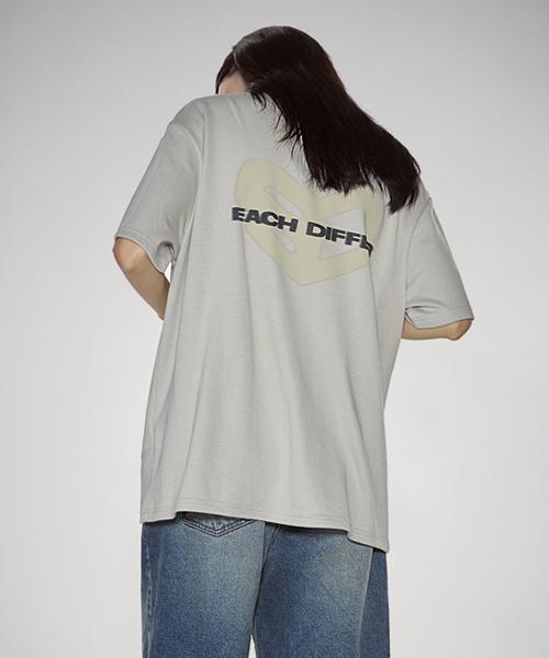 Ichidipeo Blur Heart Short Sleeve T-Shirt_Beige