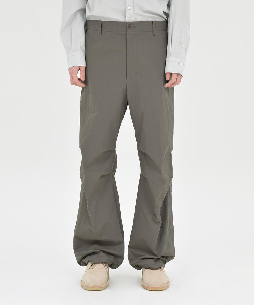 Beulaunyadeu Parachute Pants, Olive Gray