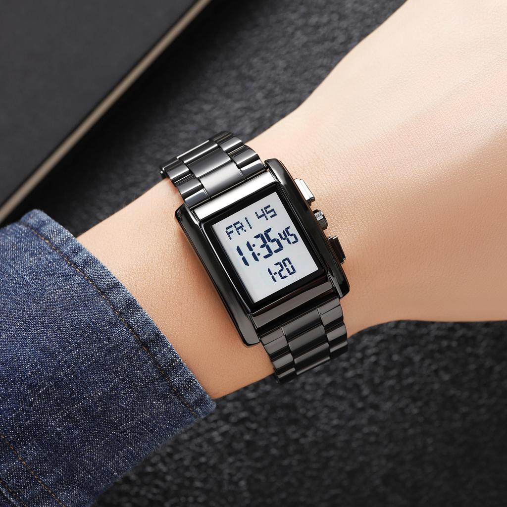   30 Meter Waterproof Multifunction Luminous Electronic Watch Dual Time Display Alarm ClockCelsiusCountdown TimerCelsiusSeconds Watch Luminous Dis