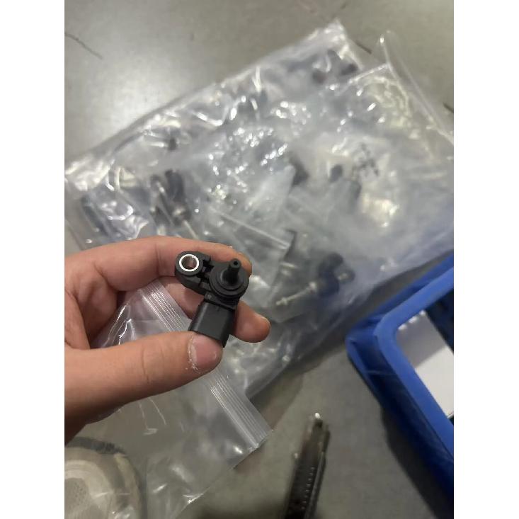 1pc 55241571A Map Mass Air Flow Pressure Sensor 5S7-82380-00-00 21176-0111 for Panigale 959 1199 1299 Diavel