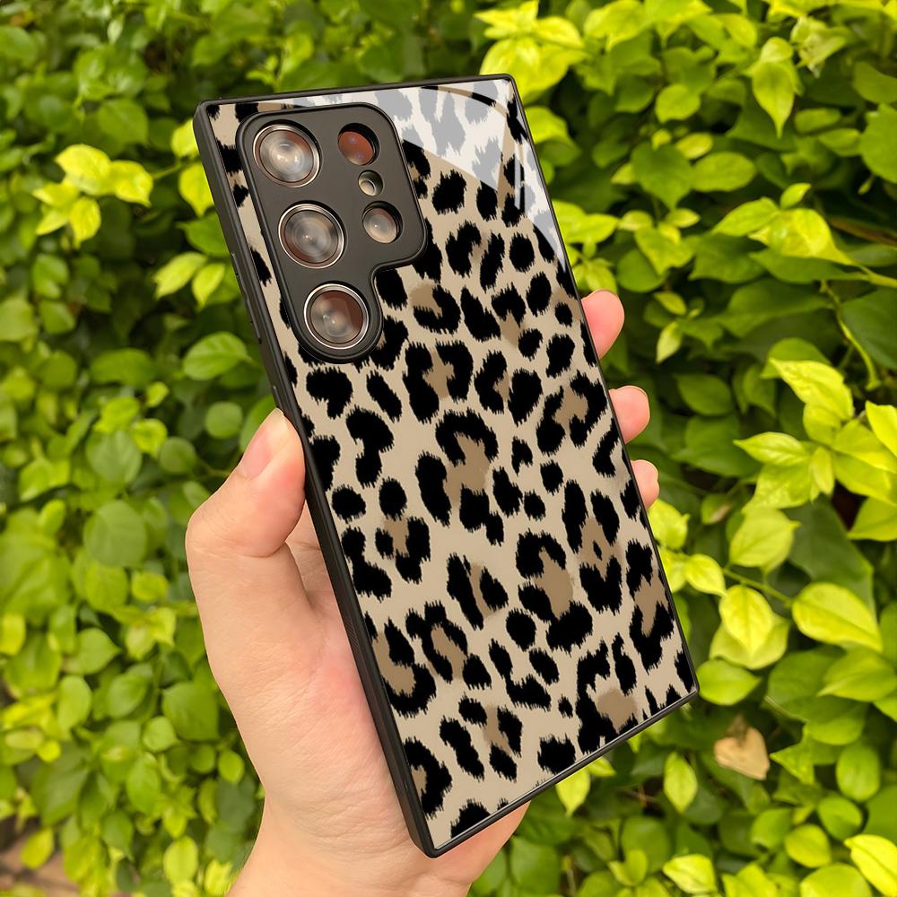 Abstract Tiger Leopard Girl Phone Case For Samsung Galaxy S25 S24 S23 S22 S20 S21 Note20 Ultra Plus Fe Colored Silver Cover
